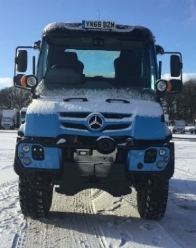 Mercedes-Benz Unimog